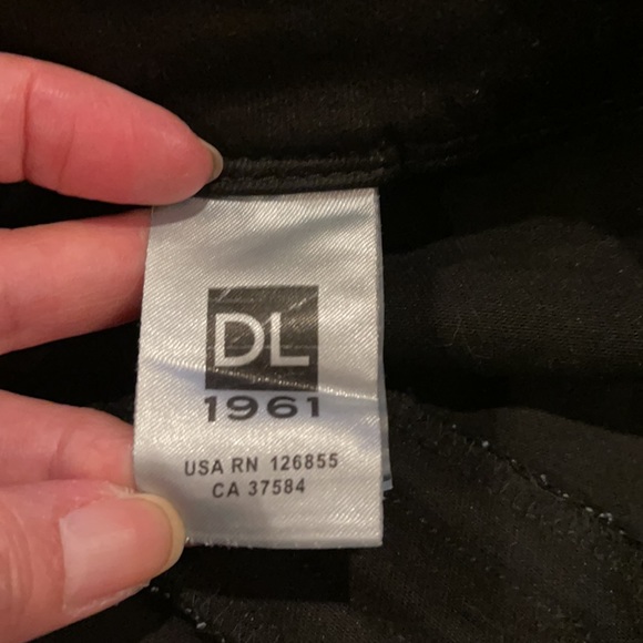 DL1961 Haven Coated Black Asphalt Leggings Raw Hem Side Zipper-28 - Picture 13 of 15